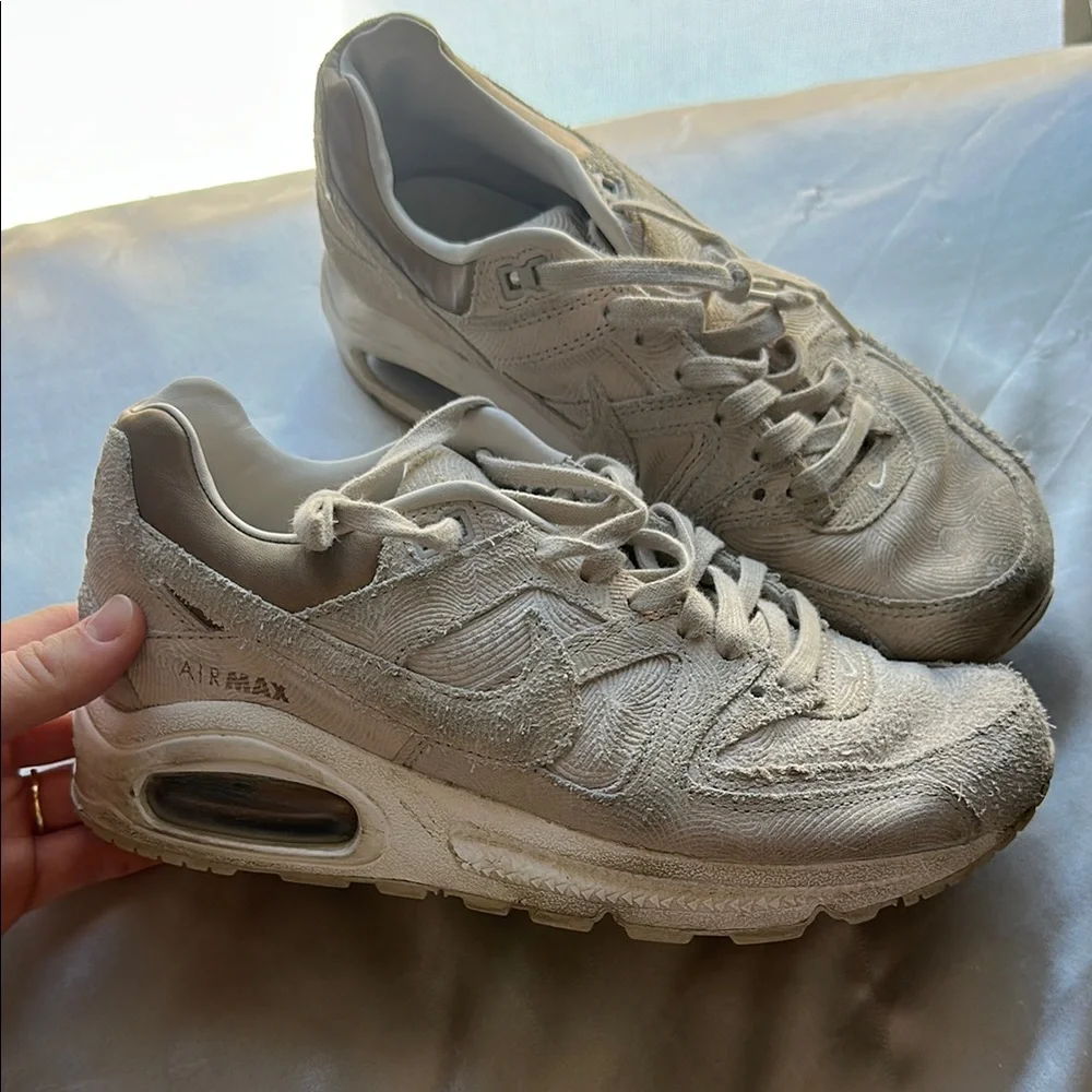 Nike Air Max Women's Beige Sneakers - Picture 2 of 4